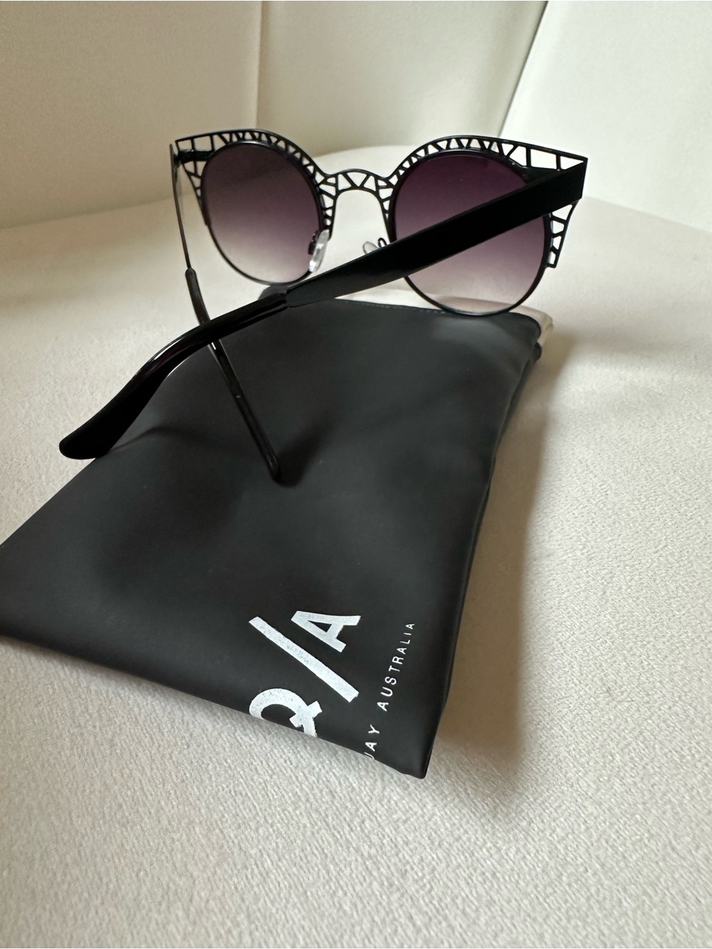 Quay Australia Black Geometric Cat-Eye Sunglasses with Purple Gradient Lenses